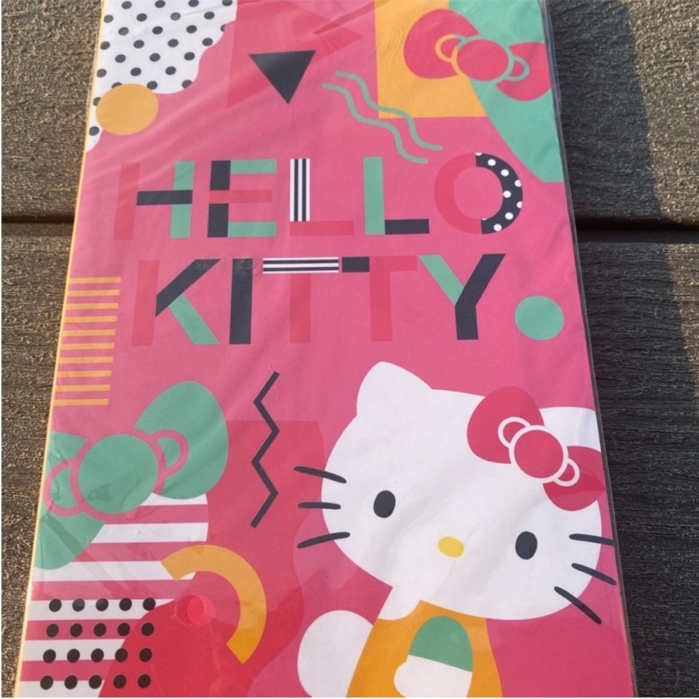 NWT Authentic Hello Kitty Bundle - Picture 11 of 12